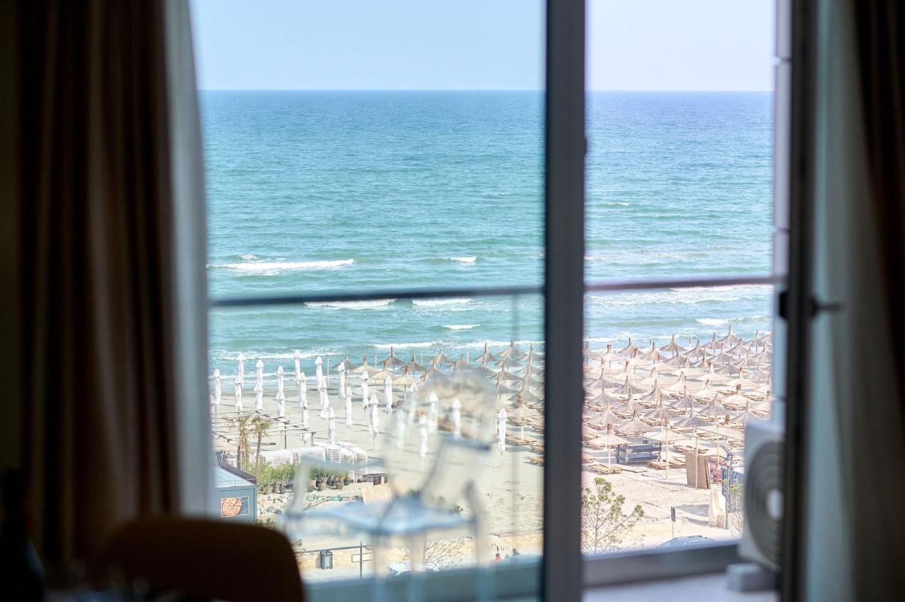Seaview Luxury Studio In Infinity Beach Resort Mamaia Extérieur photo